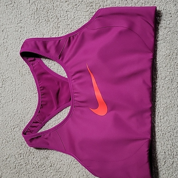 Nike Other - Nike Women's Magenta Sports Bra Medium
